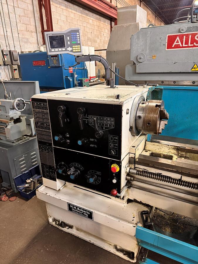 Used 20" X 40" HH ROBERTS TOOLROOM LATHE