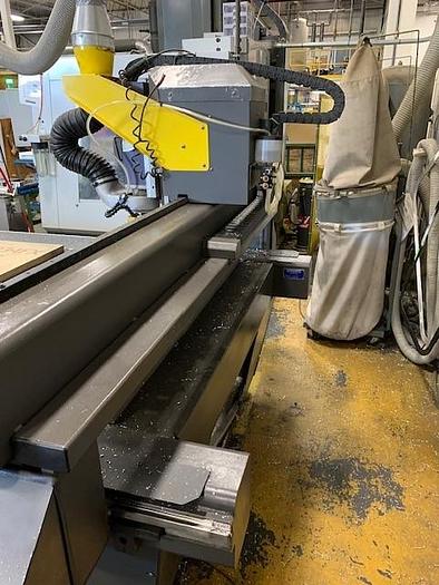 Used 5' X 10' MULTI-CAM, 2006, CNC ROUTER