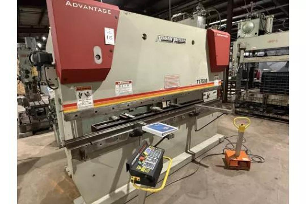 Used 2010 ACCURPRESS 717510, 175 TON, 10' HYDRAULIC PRESS BRAKE