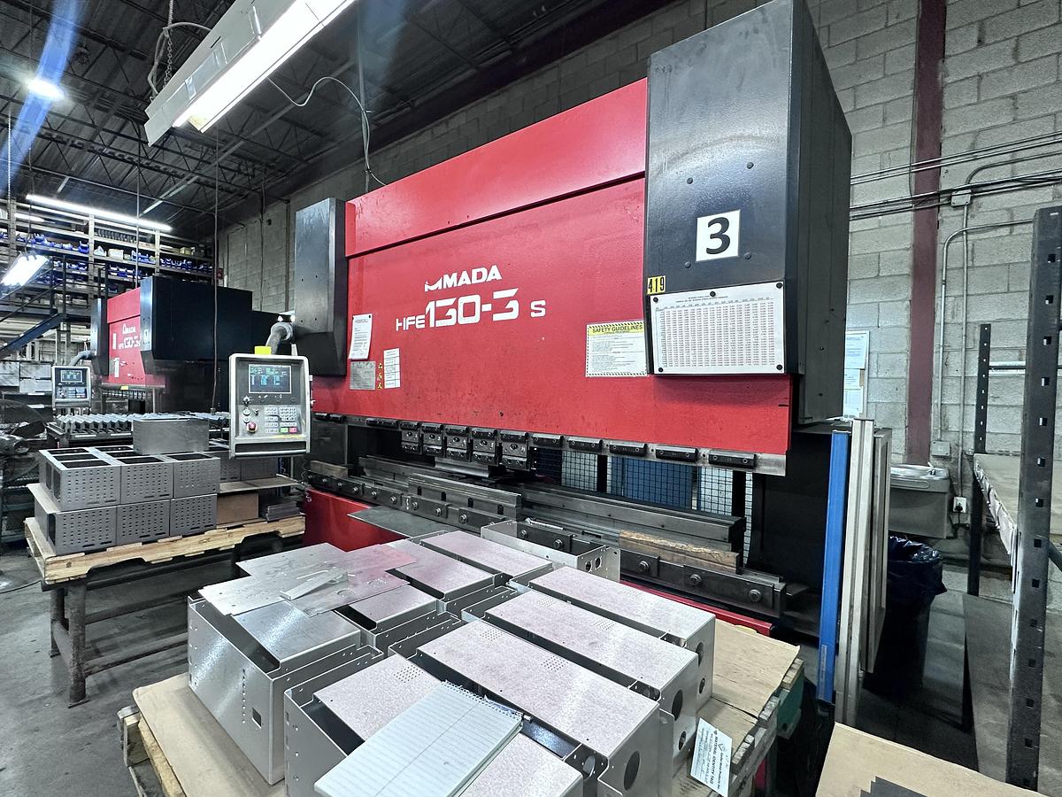 Used 143 TON X 10' AMADA, MODEL HFE 130-3S, CNC HYDRAULIC PRESS BRAKE