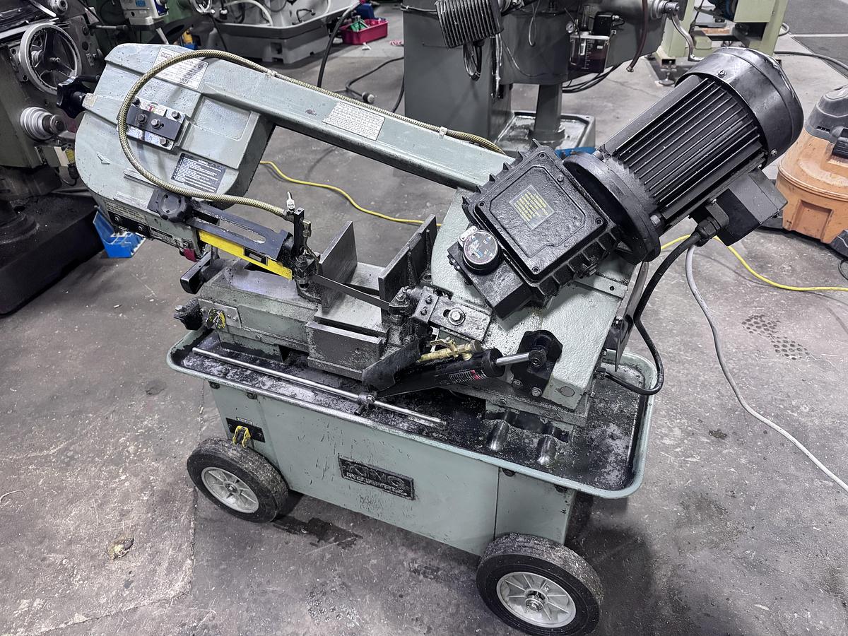 Used 7" X 12" KING, HORIZONTAL BANDSAW