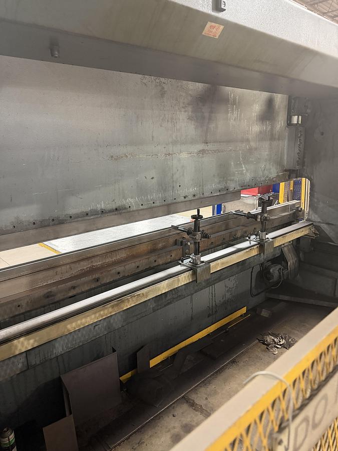 Used  HACO 165 TON X 12' CNC HYDRAULIC PRESS BRAKE