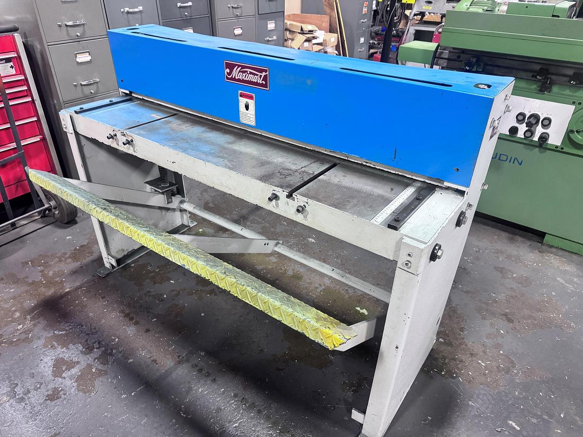 Used 16 GA. X 52", MAXIMART FOOT SHEAR