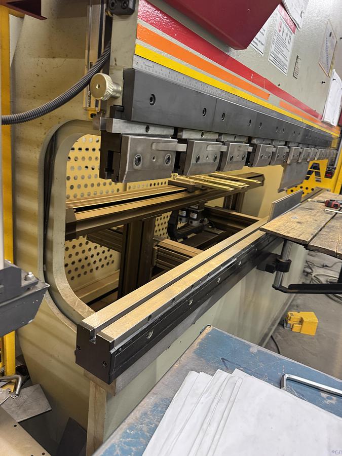 Used 75 TON X 10', ACCURPRESS, ABSOLUTE 37510, CNC HYDRAULIC PRESS BRAKE