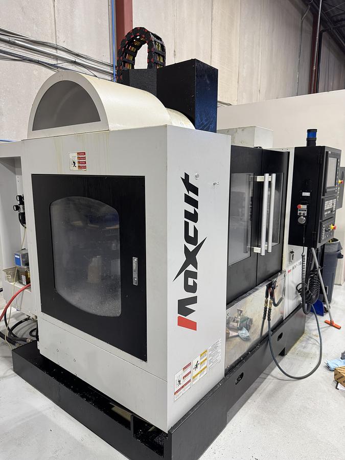 Used 30"X, 18"Y, 20"Z, MAXCUT, 2017, CNC VERTICAL MACHINING CENTER
