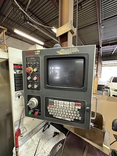 Used 22"X, 16"Y, 20"Z, FADAL, VMC-2216HT