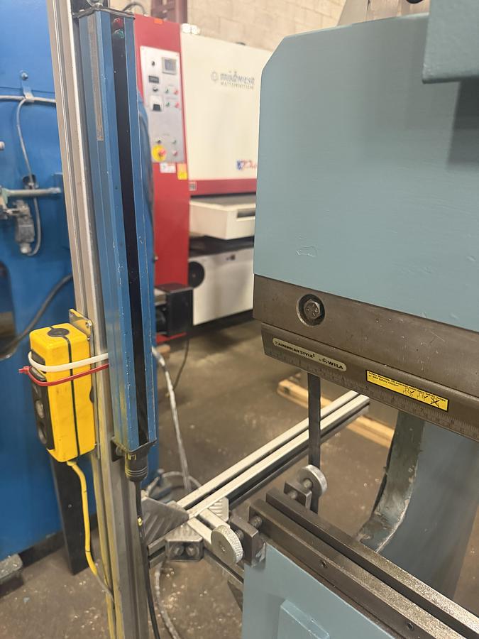 Used 35 TON X 6', ALLSTEEL, CNC HYDRAULIC PRESS BRAKE