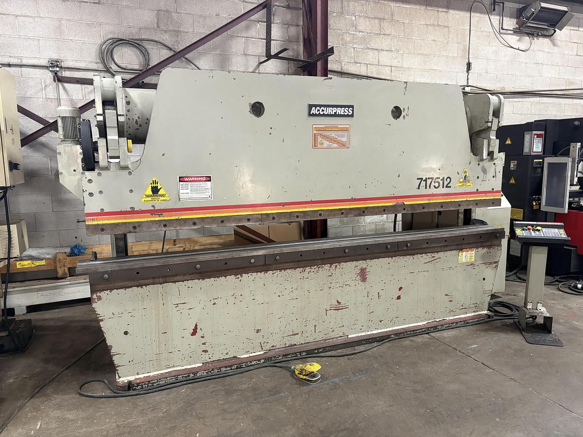 Used 175 TON x 12', ACCURPRESS, 717512, HYDRAULIC BRAKE PRESS