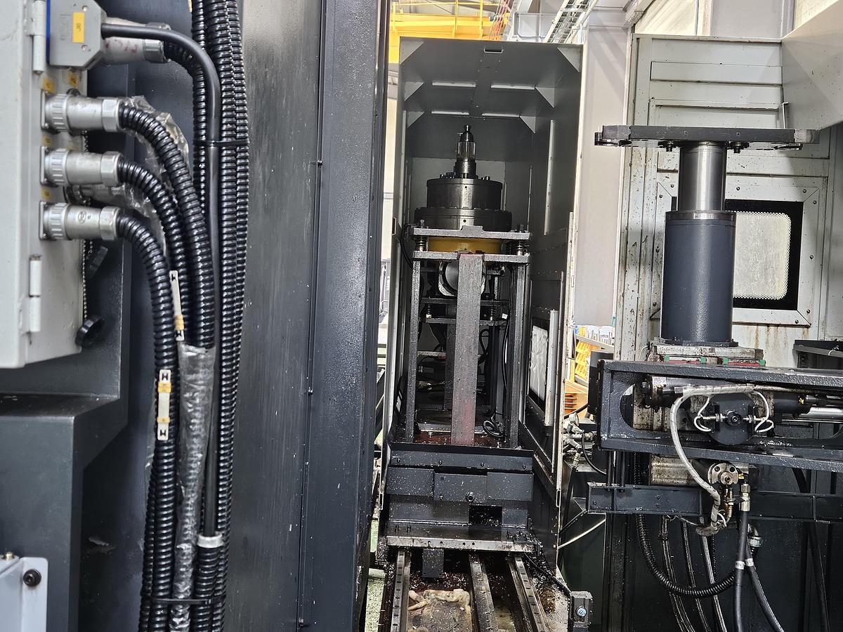 Used 2017 Kao Ming KMC-423RF Double Column 5-Face Machining Center (VMC)