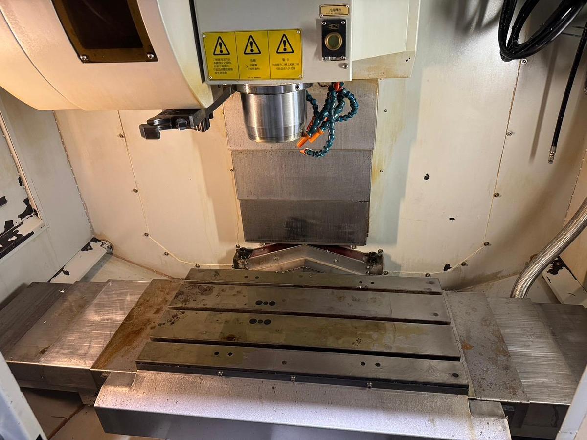 Used 2011 Hardinge Bridgeport GX 710 Vertical Machining Centre (VMC)