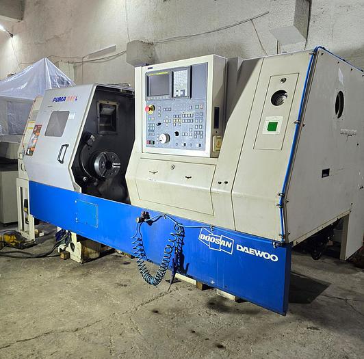 Used 2005 Doosan Puma 240LC CNC Lathe