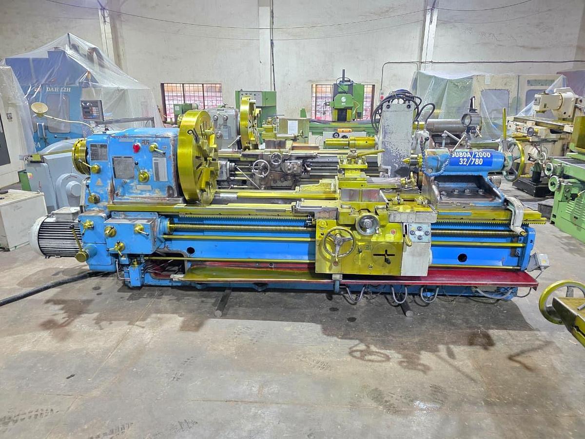 Used TOS SU 80 x 2000 Conventional Lathe