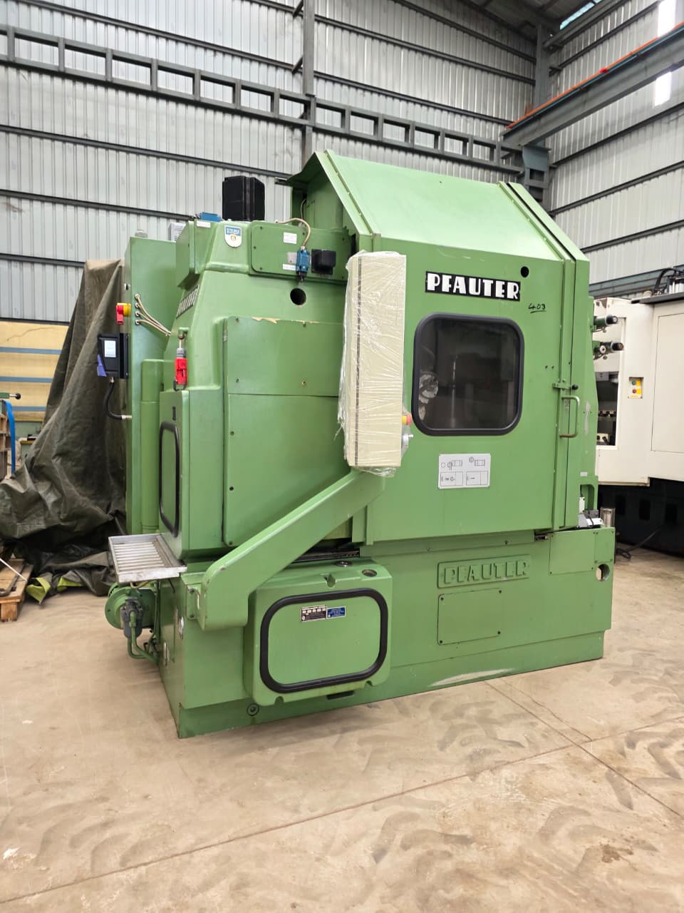 Used Pfauter P403 CNC Gear Hobbing Machine