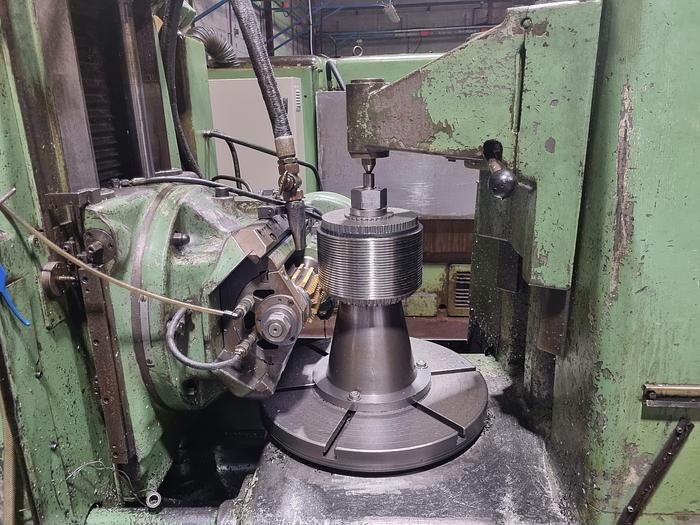 Used Pfauter P630 Gear Hobbing Machine