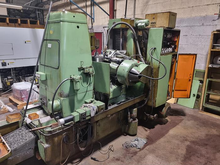 Used Pfauter P630 Gear Hobbing Machine
