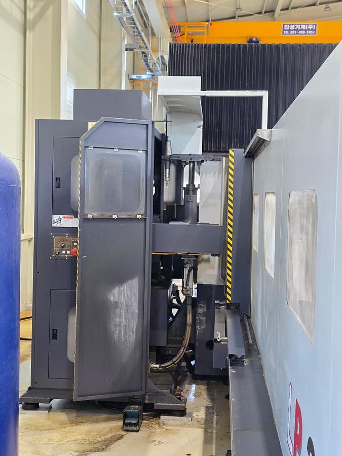 Used 2013 Awea LP3021 Double Column Vertical Machining Centre (VMC)