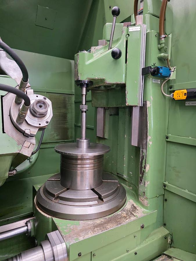 Used Pfauter P403 CNC Gear Hobbing Machine