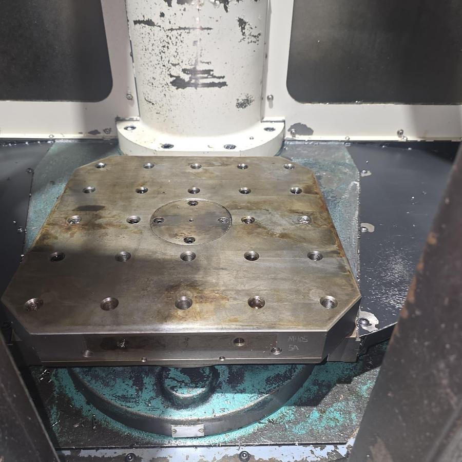 Used 2013 Doosan HC400 Horizontal Machining Centre HMC