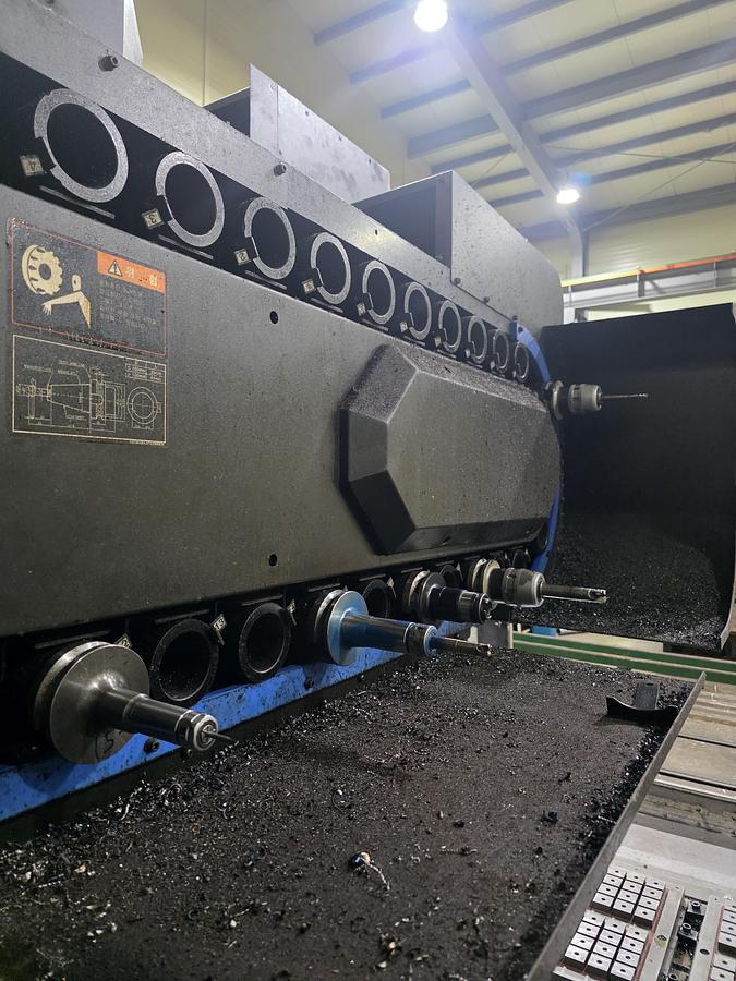 Used 2010 Doosan VM960 Vertical Machining Centre (VMC)