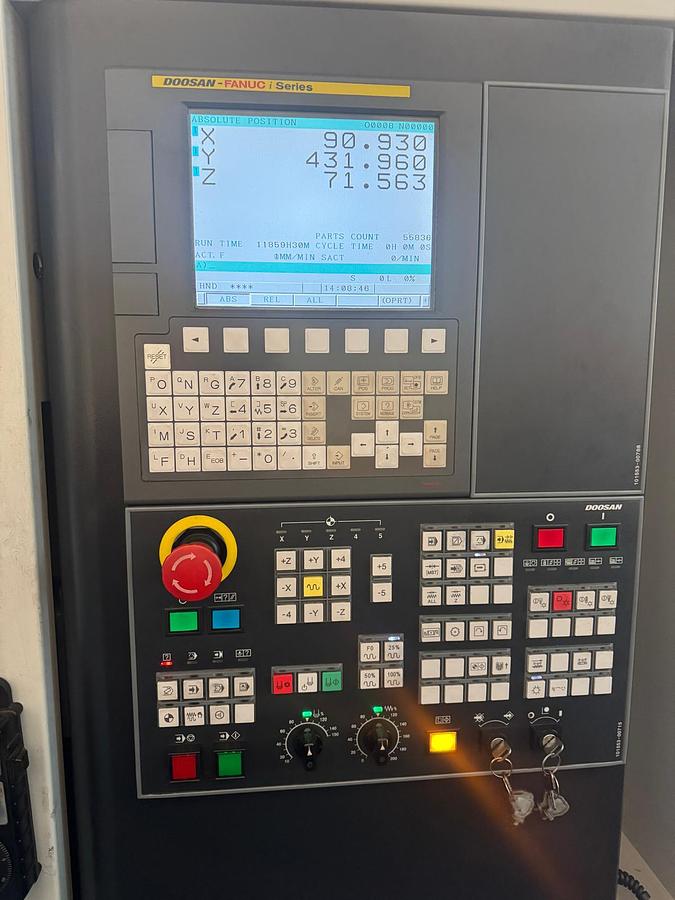 Used 2014 Doosan VC510 Twin Pallet Vertical Machining Centre (VMC)