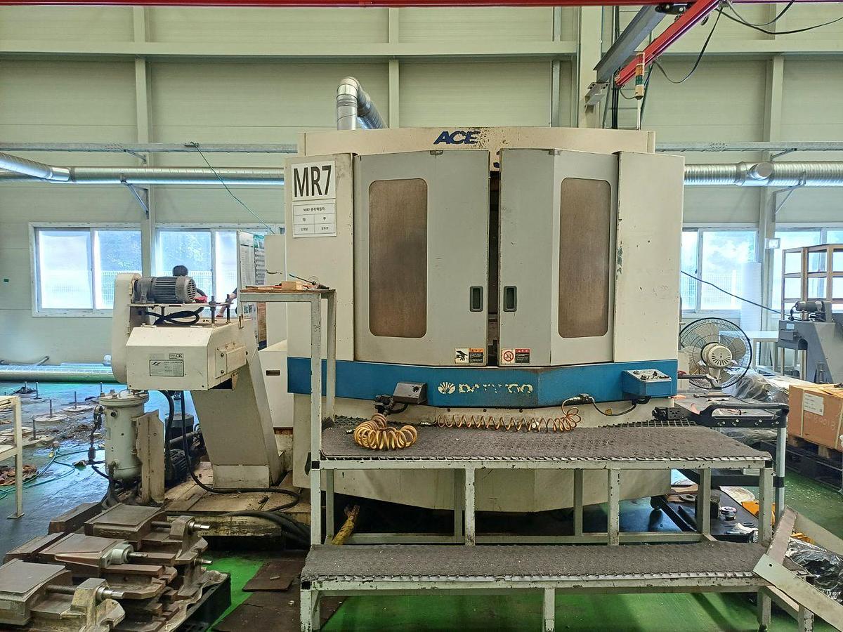 Used 2005 Doosan HM630 Horizontal Machining Centre (HMC)