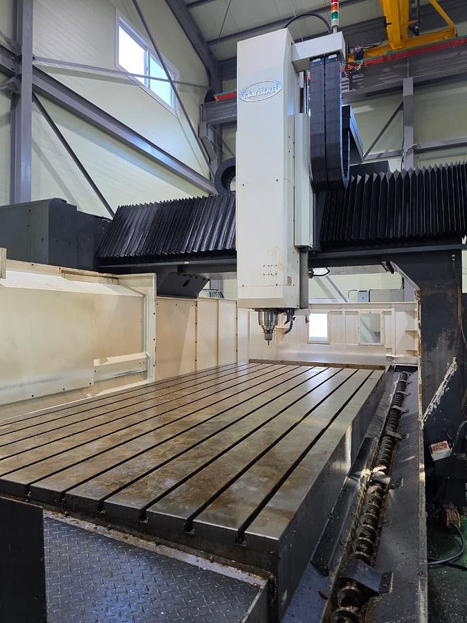 Used 2011 Hartford PRW-426L Double Column Vertical Machining Centre (VMC)