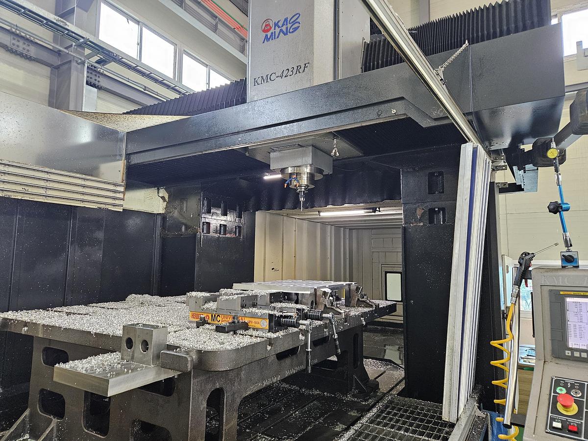Used 2017 Kao Ming KMC-423RF Double Column 5-Face Machining Center (VMC)