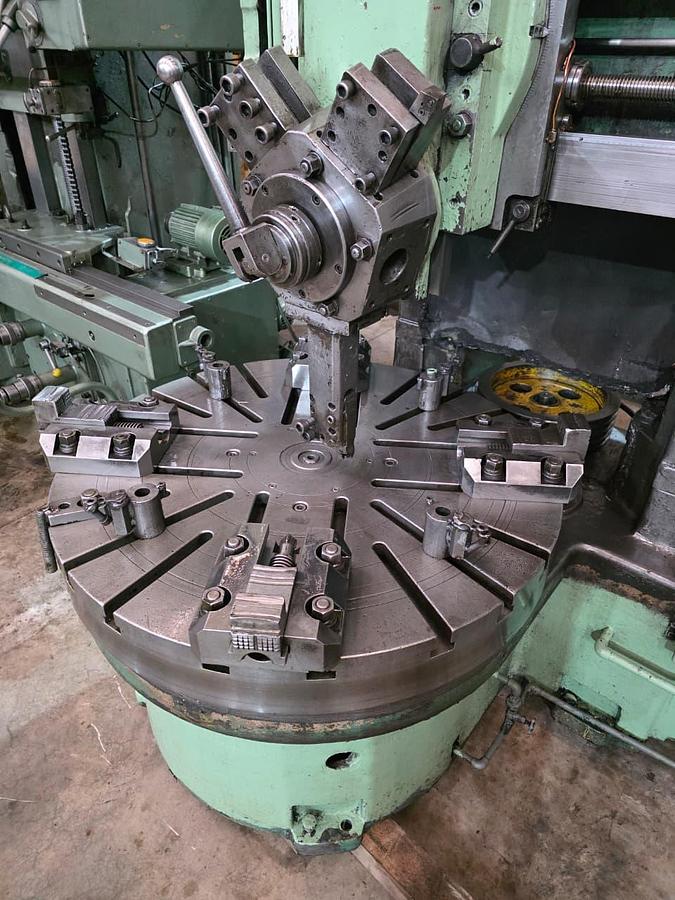 Used O-M VTO-12 Vertical Turning Lathe (VTL)