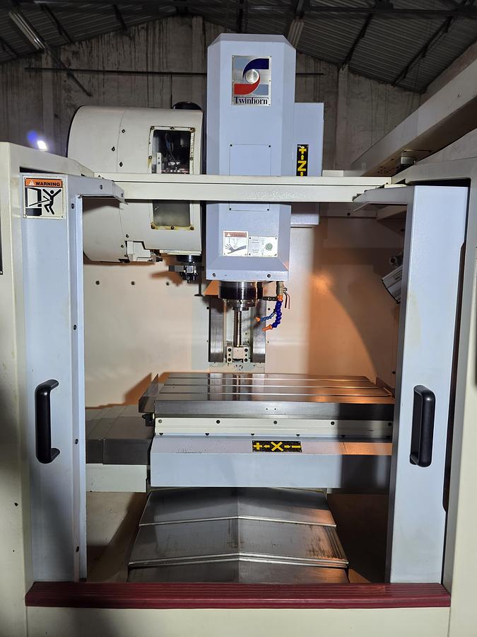 Used 2022 Twinhorn VH-850L-APC Vertical Machining Centre (VMC)