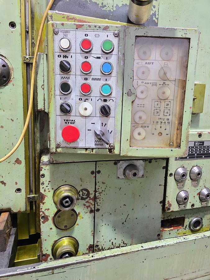 Used TOS OF71 Gear Hobbing Machine