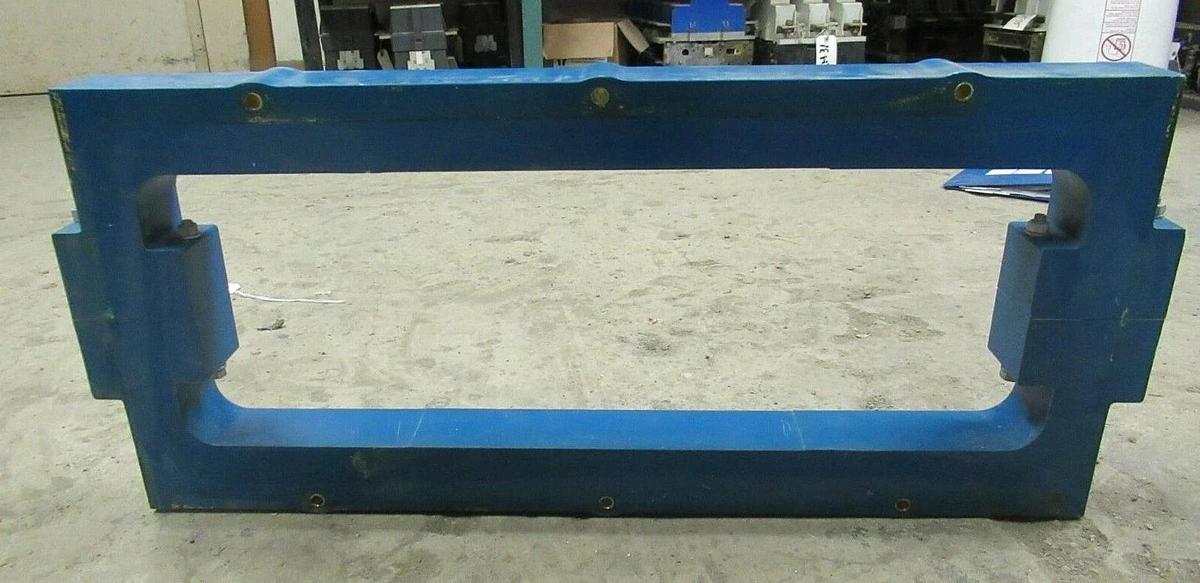 Used GENERAL ELECTRIC GROUND BREAK SENSOR CT GROUND FAULT TGS0824 MOD 2 3000 AMP