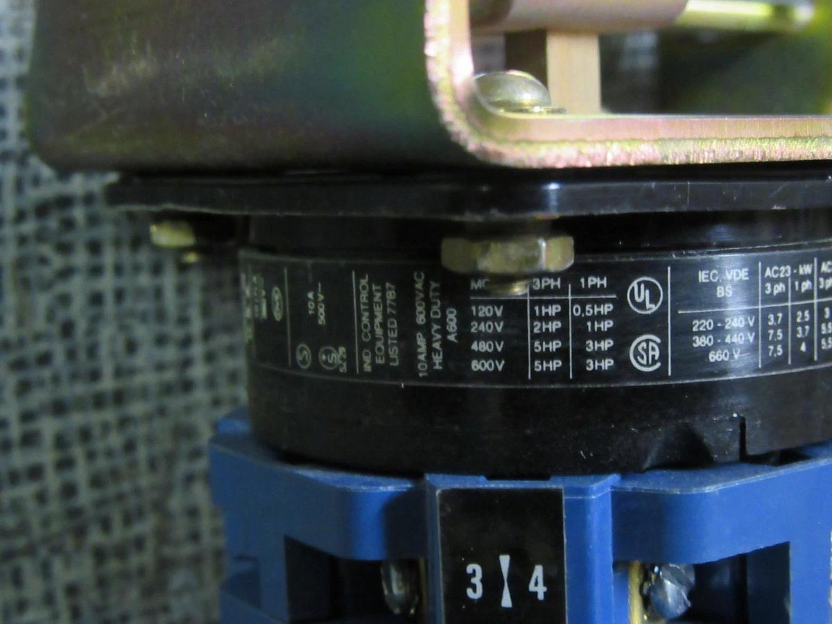 Used KRAUS / NAIMER DRUM SWITCH AND BRACKET 5HP 3PH 10A A11 C21287 **WARRANTY**