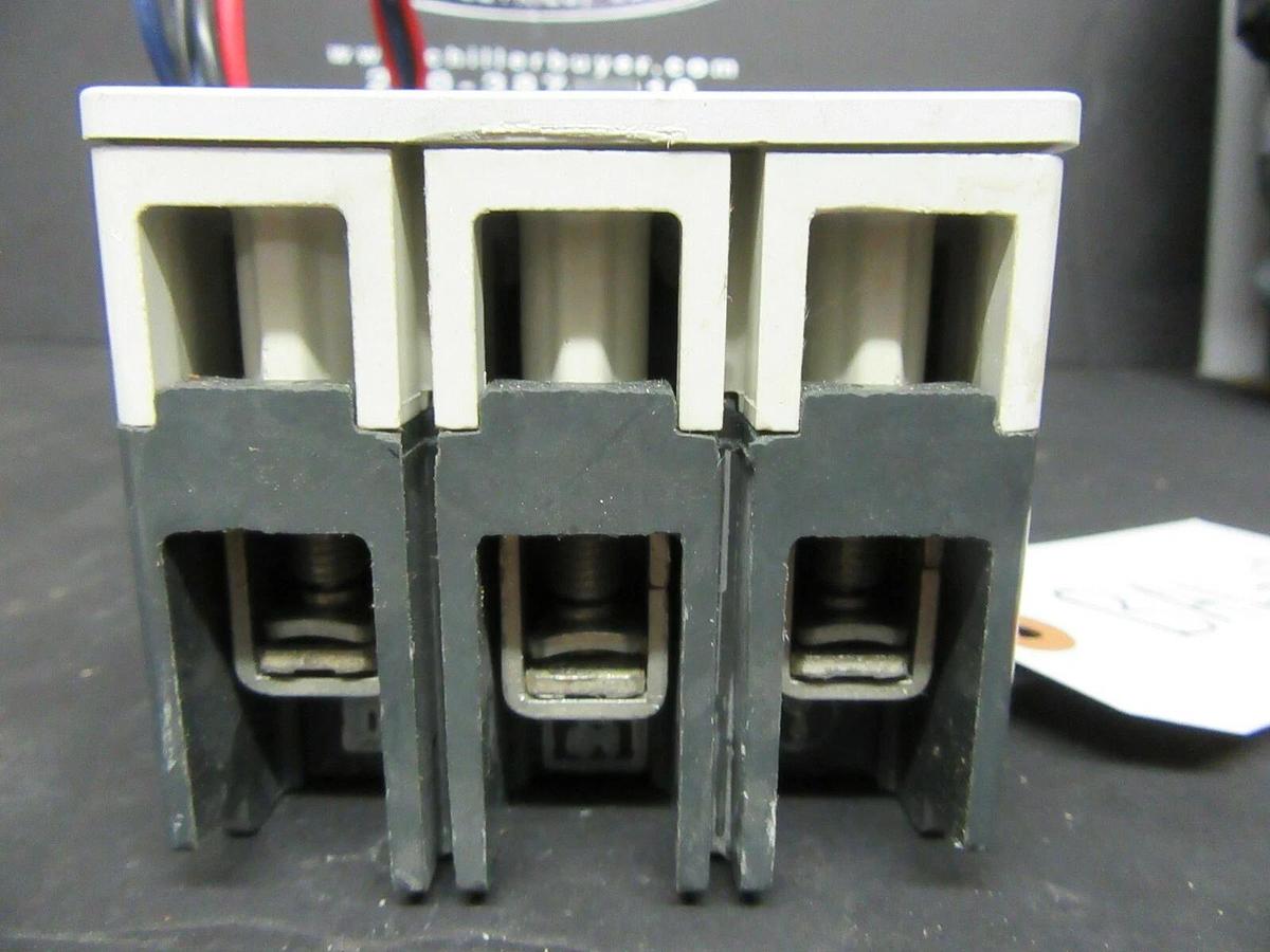 Used 50 AMP ALLEN BRADLEY BREAKER 140M-H8P-C50 3 POLE 600 VAC **WARRANTY INCLUDED**