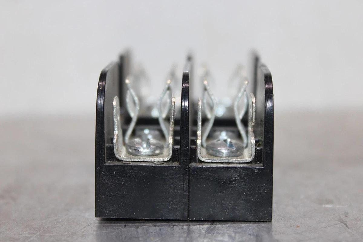 Used FERRAZ SHAWMUT FUSE LUG 30312 600 VAC 30 AMP 2-POLE COPPER ONLY *WARRANTY*