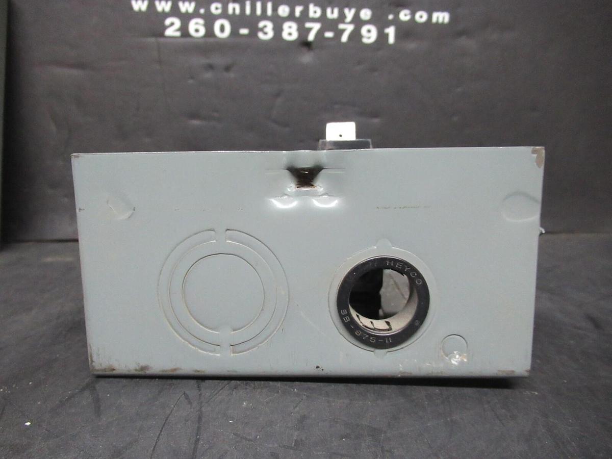 Used GENERAL ELECTRIC LOAD CENTER TL240S 40 AMP 240 VAC W/ 15 AMP BREAKER