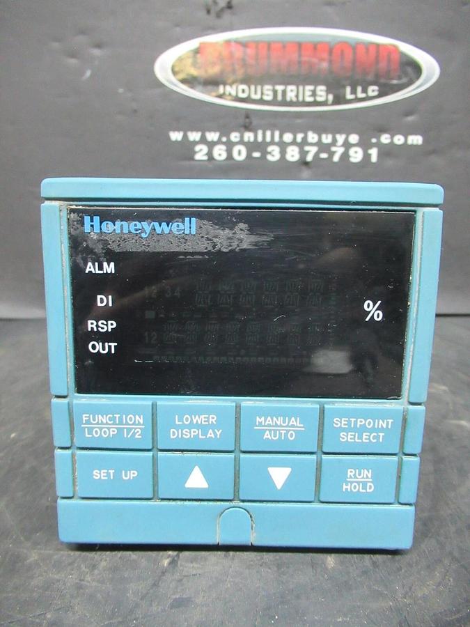 Used HONEYWELL BURNER CONTROL KEYBOARD DISPLAY UDC3300 DC330B-C0-003-21-000000-00-0