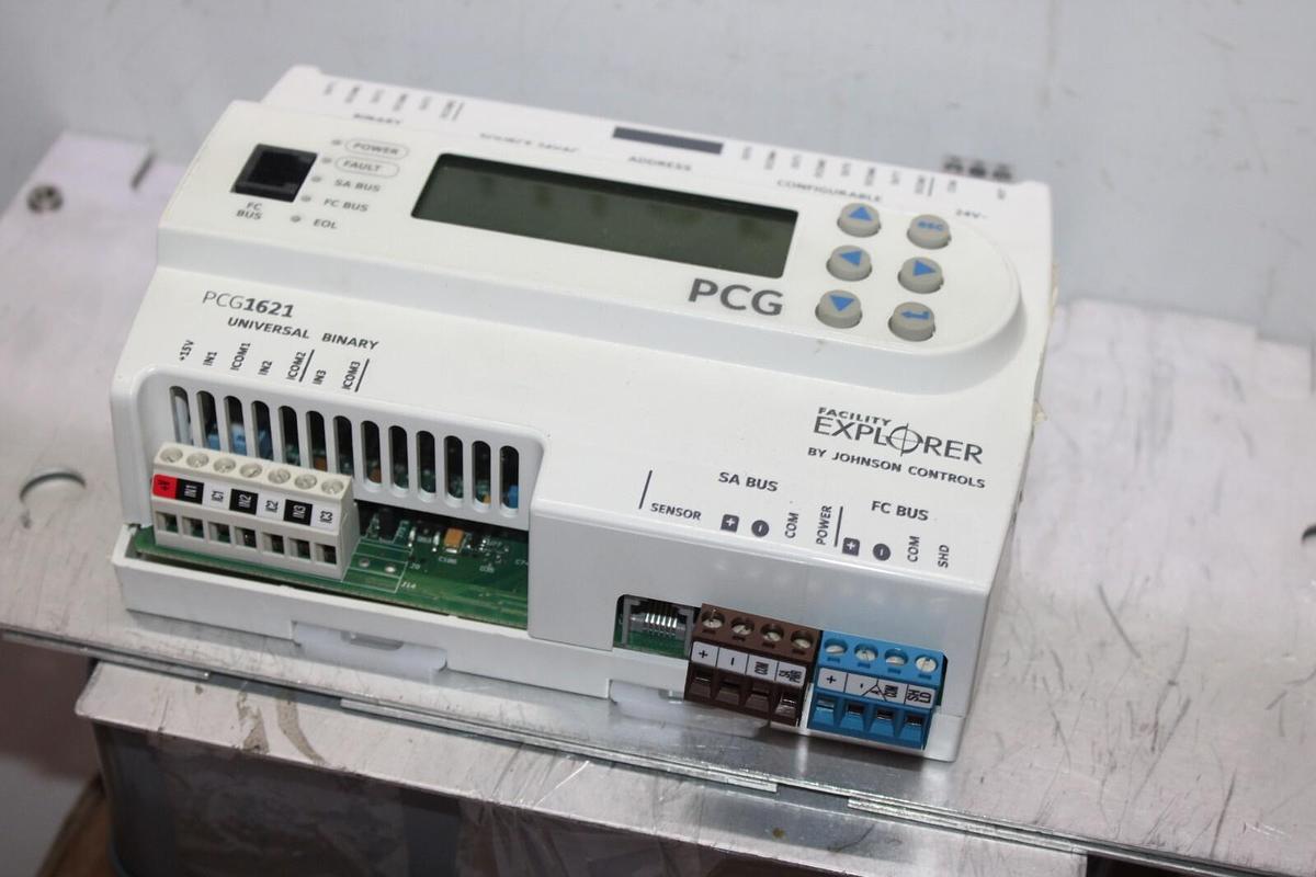 Used JOHNSON CONTROLS PCG PROGRAMMABLE LOGIC CONTROLLER FX-PCG1621-1