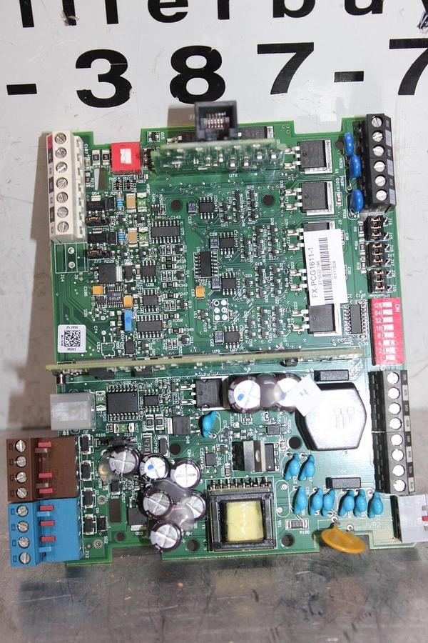 Used JOHNSON CONTROLS FX-PCG1611-1 CIRCUIT BOARD 27-5532-196 W/ 25-2757-130