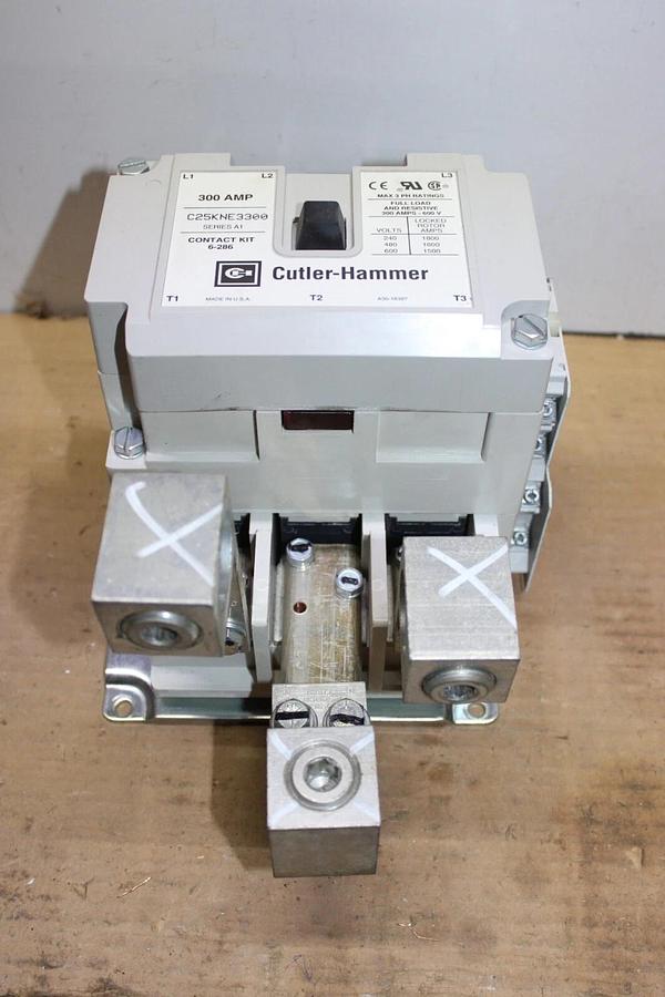 Used CUTLER HAMMER C25KNE3300 300 AMP 600 VAC 3-POLE 3-PHASE COIL: 120V