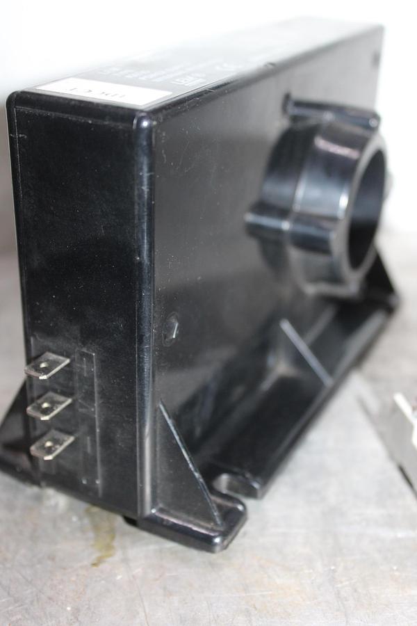 Used GENERAL ELECTRIC DIELEKTROL VIIA CAPACITOR A26F6919SC 40 uF 600 VDC