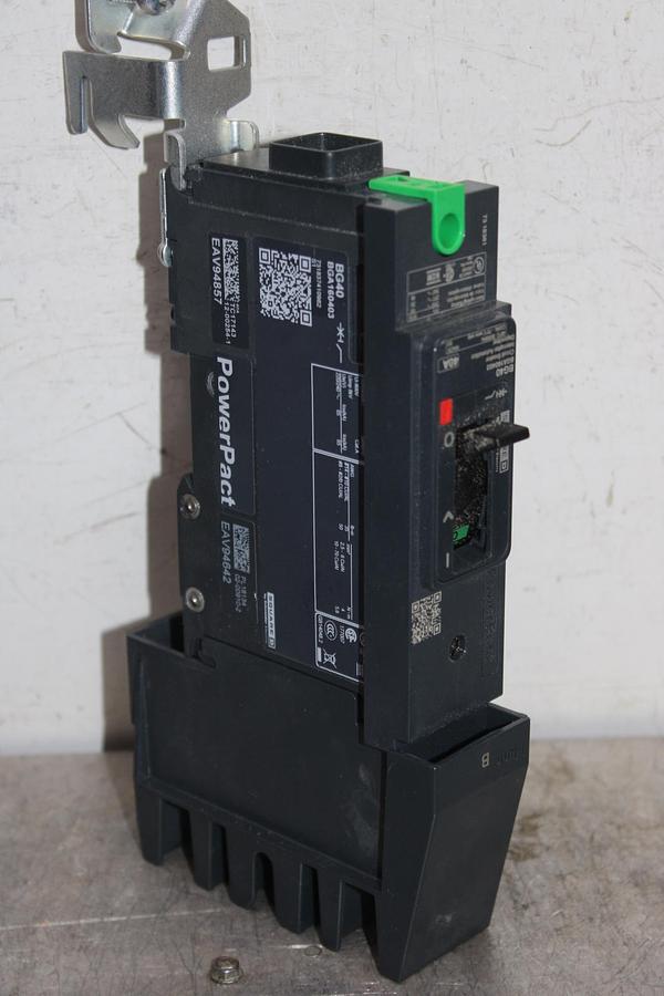 Used SQUARE D POWERPACT I-LINE CIRCUIT BREAKER BGA160301 30 AMP 277 VAC A-POLE