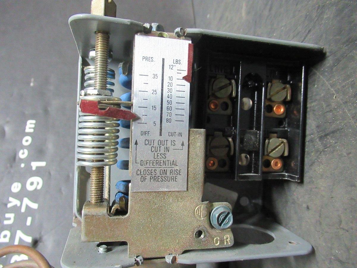 Used CARRIER PRESSURE SWITCH HK01CW010 P72AG-8 240 VAC 5 HP 24 AMP **WARRANTY**