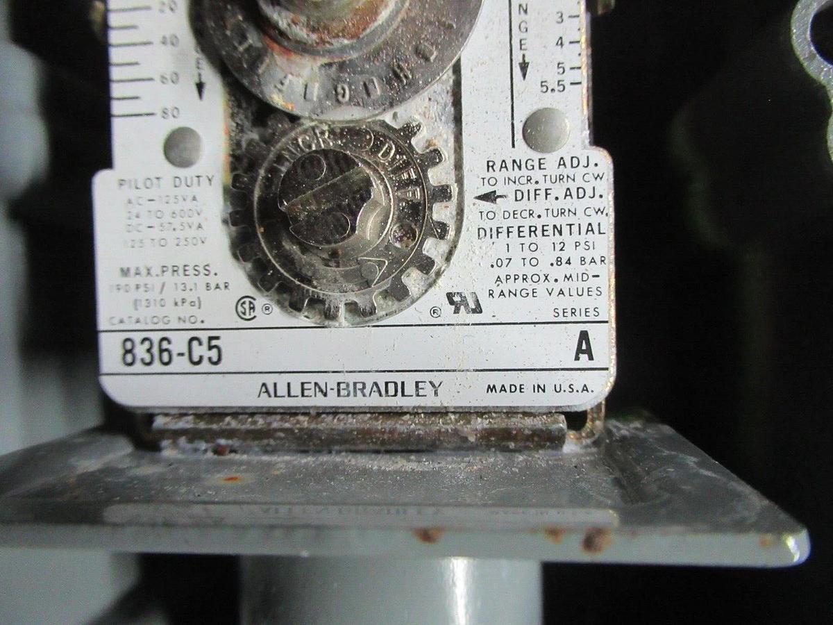 Used ALLEN-BRADLEY TEMPERATURE CONTROL SWITCH 836-C5 24-600 VAC @ 125 VA NEMA 4, 13