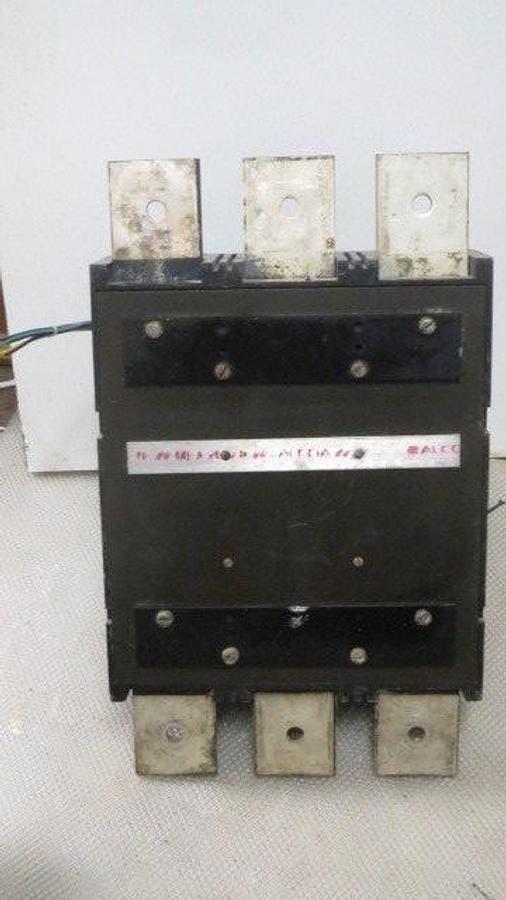 Used SQUARE D ELECTRICALLY OPERATED BREAKER 2,000 AMP W/ SHUNT TRIP & LEADS CPF360000