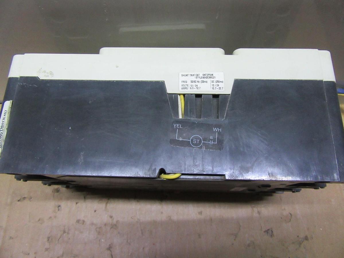 Used CUTLER HAMMER DC CIRCUIT BREAKER HKDDC3400F 400A 600 VDC 3-POLE W/ AUX & SHUNT