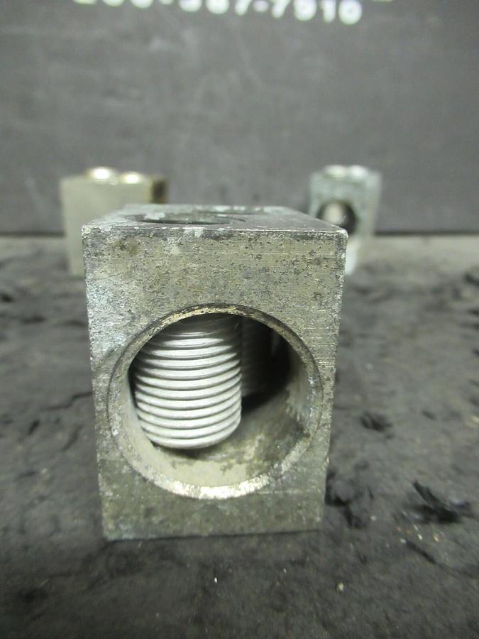 Used (3 QTY) SQUARE D DCC C-469 2 DOUBLE BARREL MECHANICAL CONNECTOR LUG TAPS 750MCM
