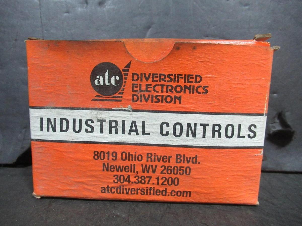 NIB ATC TIME DELAY RELAY TUC-120-AKA-030 0-30 SECOND 120 VAC/DC 10 AMP @ 250 VAC