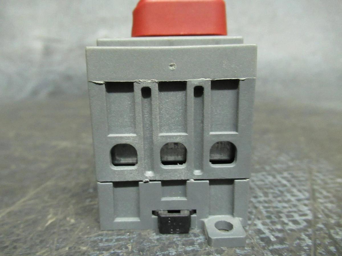 Used ABB OT16E3 DISCONNECT SWITCH 600 V 16 A 10 HP @ 480 VAC 3 PH *WARRANTY INCLUDED*
