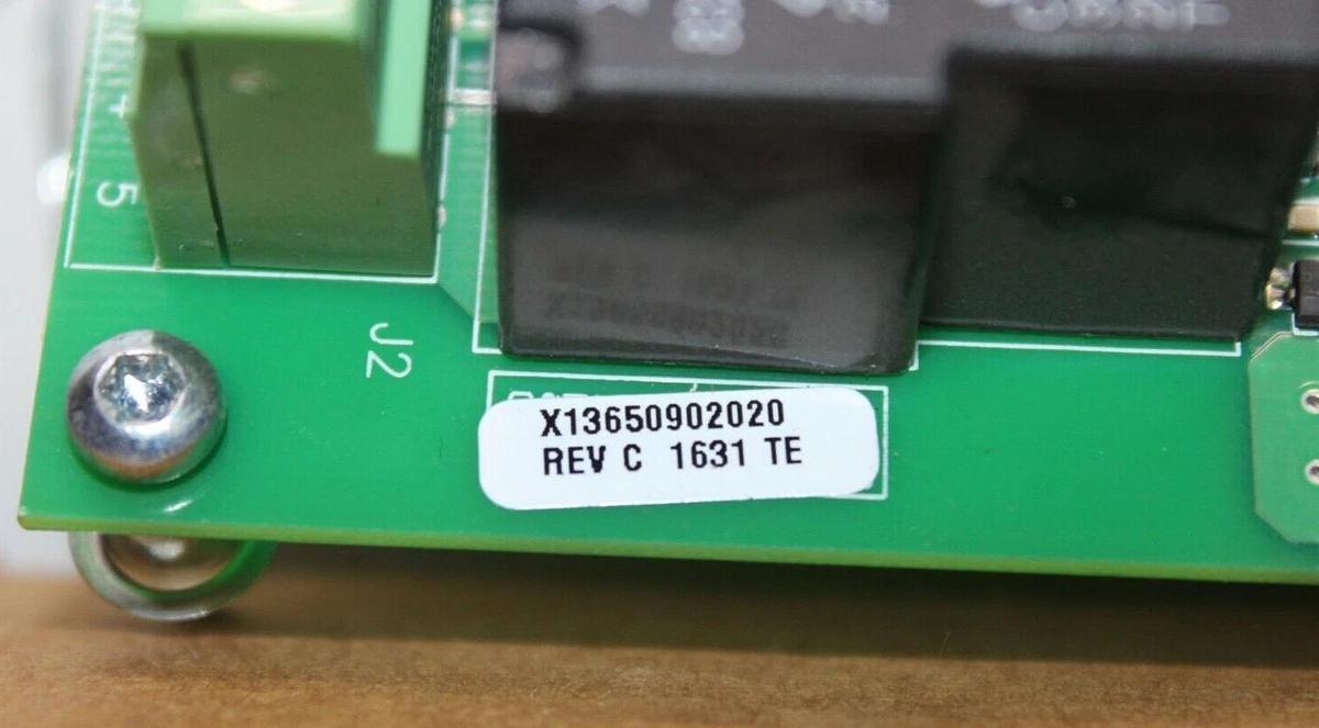 Used TRANE HIGH POWER RELAY OUTPUT CIRCUIT BOARD X13650902020 REV. C *WARRANTY*