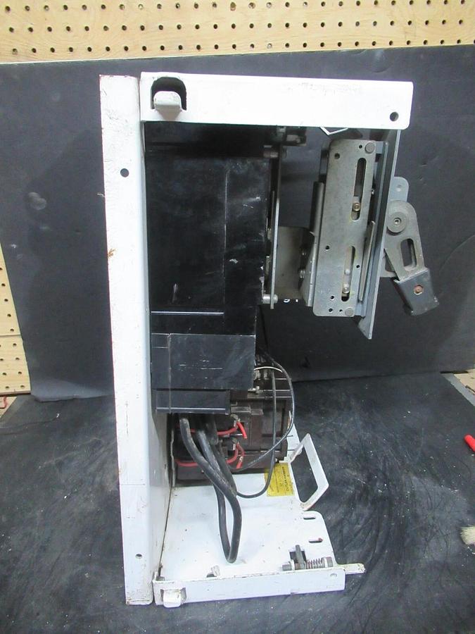 Used CUTLER HAMMER MOTOR STARTER CONTROL 17" W/ A10DN0 NEMA SIZE 2 30 AMP 600 VAC